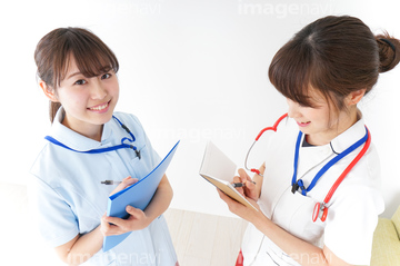 看護学生 笑顔 かわいい の画像素材 医療 福祉の写真素材ならイメージナビ