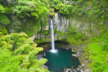 犬飼の滝 の画像素材 日本 国 地域の写真素材ならイメージナビ