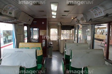 バス車内】の画像素材  日本・国・地域の写真素材ならイメージナビ