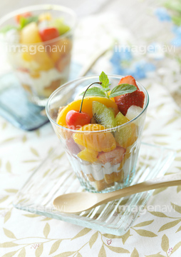 フルーツパフェ の画像素材 菓子 デザート 食べ物の写真素材ならイメージナビ