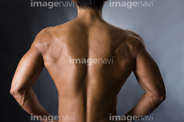 男性 筋肉 背 40代 の画像素材 ダイエット ライフスタイルの写真素材ならイメージナビ