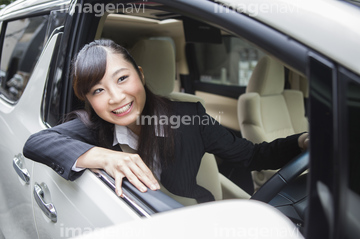 運転手 30代 日本人 の画像素材 自動車 乗り物 交通の写真素材ならイメージナビ