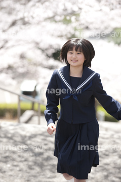 セーラー服 俯瞰 の画像素材 日本人 人物の写真素材ならイメージナビ