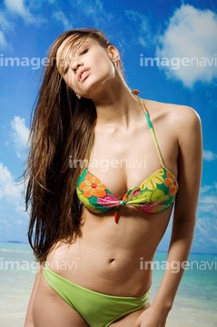 若い女性 水着 白人 上半身 セクシー の画像素材 外国人 人物の写真素材ならイメージナビ