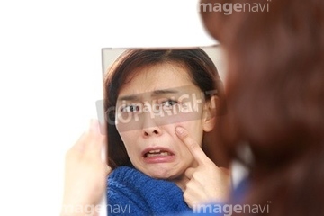 6つの感情表現を使いこなす 驚き の画像素材 セルフケア 美容 健康の写真素材ならイメージナビ