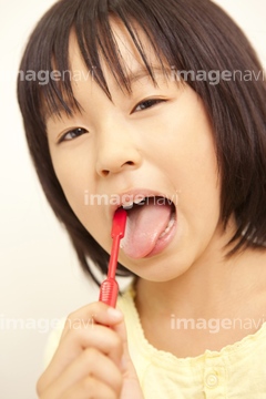 女 舌 日本人 小学生 の画像素材 日本人 人物の写真素材ならイメージナビ