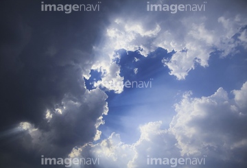 光が射す の画像素材 空 自然 風景の写真素材ならイメージナビ