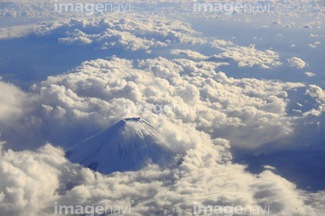 雲海 山 霊山 ロイヤリティフリー の画像素材 山 自然 風景の写真素材ならイメージナビ
