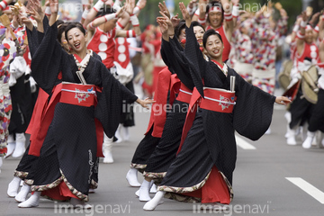 踊る ヘアースタイル Yosakoiソーラン祭り の画像素材 行動 人物の