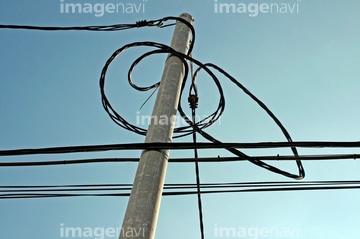 電柱 ヨーロッパ の画像素材 空 自然 風景の写真素材ならイメージナビ