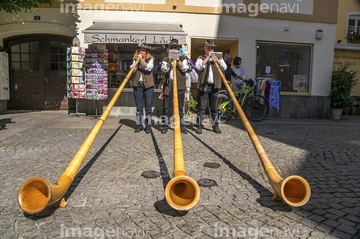 オブジェクト 楽器 金管楽器 の画像素材 写真素材ならイメージナビ