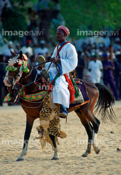 ナイジェリア 民族衣装 の画像素材 外国人 人物の写真素材ならイメージナビ