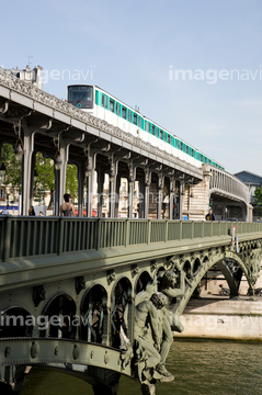 ビルアケム橋 の画像素材 交通イメージ 乗り物 交通の写真素材ならイメージナビ