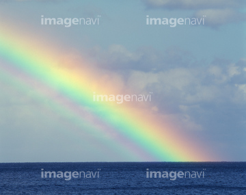 自然 風景 空 虹 綺麗 ふわふわ の画像素材 写真素材ならイメージナビ