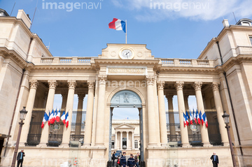 パリのセーヌ河岸 ブルボン宮殿 の画像素材 公園 文化財 町並 建築の写真素材ならイメージナビ
