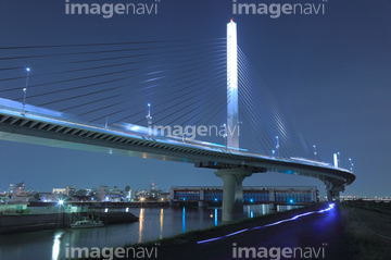 かつしかハープ橋 の画像素材 色 光 バックグラウンドの写真素材ならイメージナビ