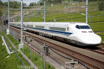 乗り物 交通 鉄道 新幹線 架線柱 東海道新幹線 の画像素材 写真素材ならイメージナビ