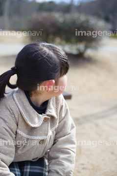 女の子 ポニーテール 冬 の画像素材 人物 イラスト Cgの写真素材ならイメージナビ