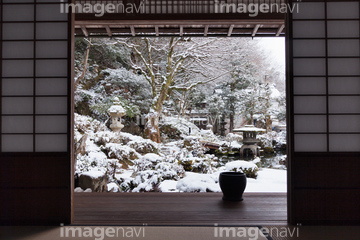 縁側 日本 冬 の画像素材 公園 文化財 町並 建築の写真素材ならイメージナビ