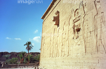 ハトホル神殿 デンデラ神殿 の画像素材 アフリカ 国 地域の写真素材ならイメージナビ