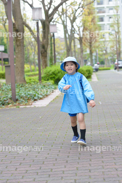 スモック の画像素材 日本人 人物の写真素材ならイメージナビ