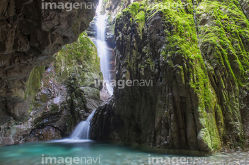 植魚の滝 の画像素材 川 湖沼 自然 風景の写真素材ならイメージナビ