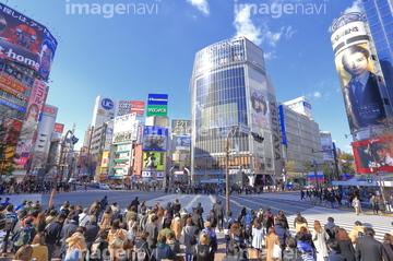 スクランブル交差点 人ごみ 冬 の画像素材 道路 乗り物 交通の写真素材ならイメージナビ