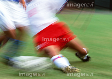スライディング サッカー選手 の画像素材 球技 スポーツの写真素材ならイメージナビ